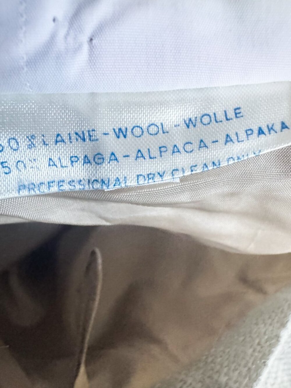Vintage Portrait by Laura Biagiotti Wool Alpaca Blend Grey White Plaid Skirt S - Picture 5 of 5